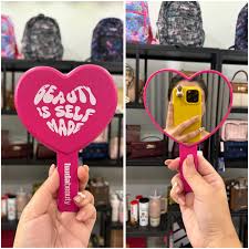 HUDA BEAUTY Heart Shaped Mirror
