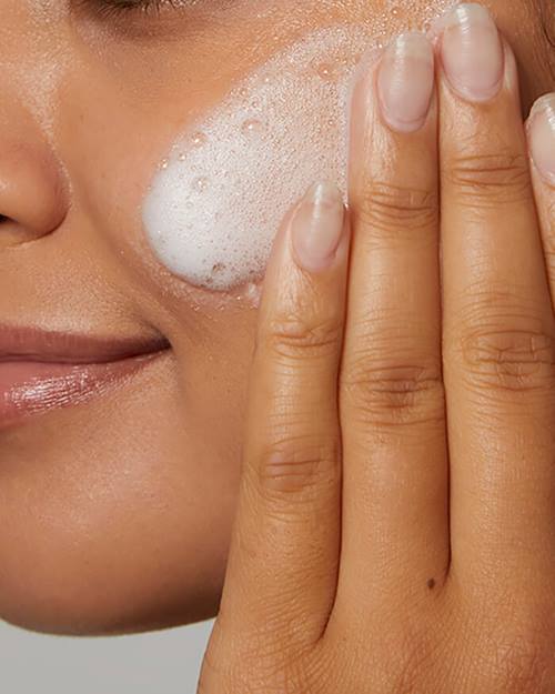 Cerave Hydrating Cream-to-Foam Cleanser - 355 ml